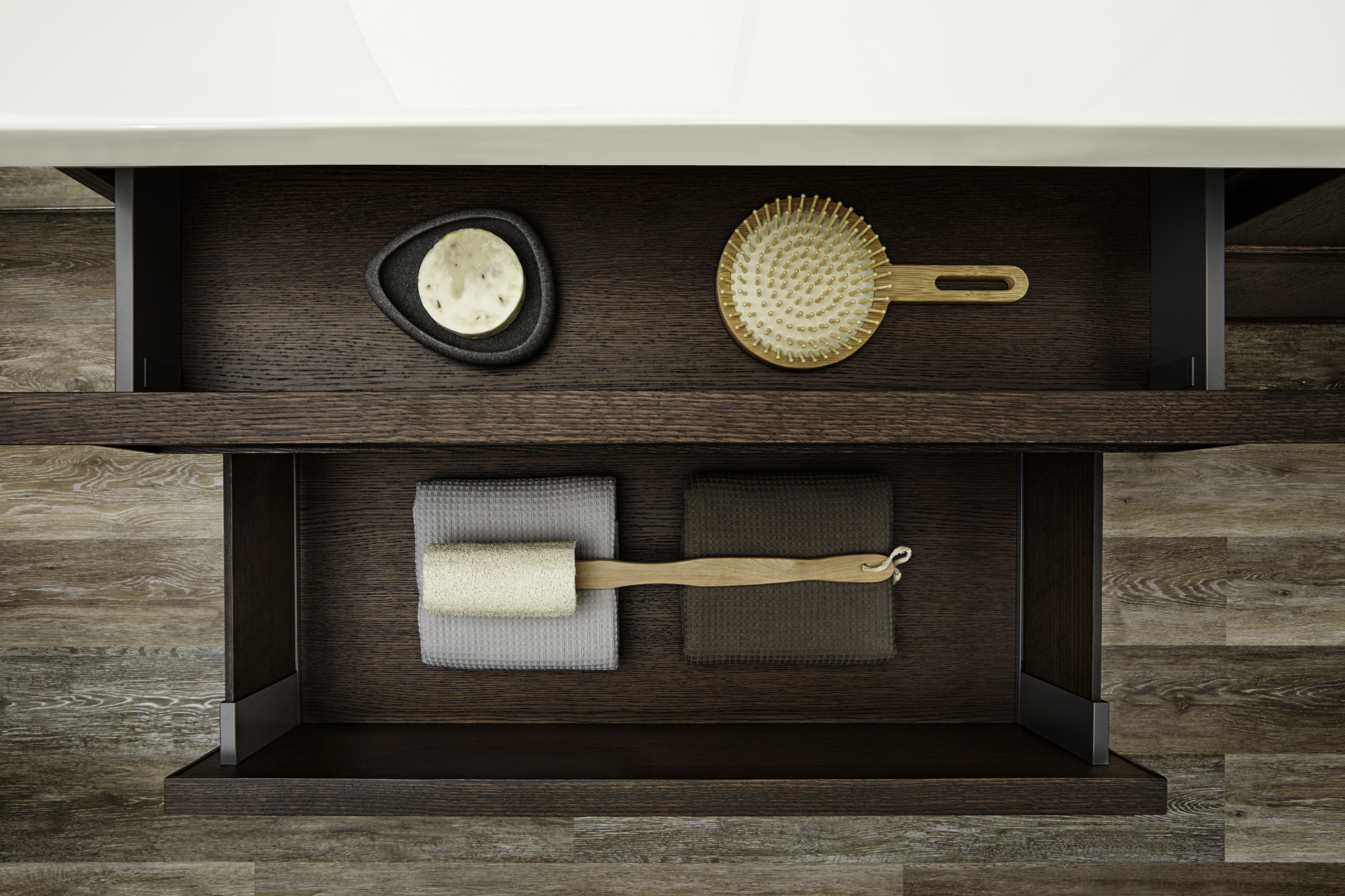 frame-linea-vanity-8 frame linea vanity 8