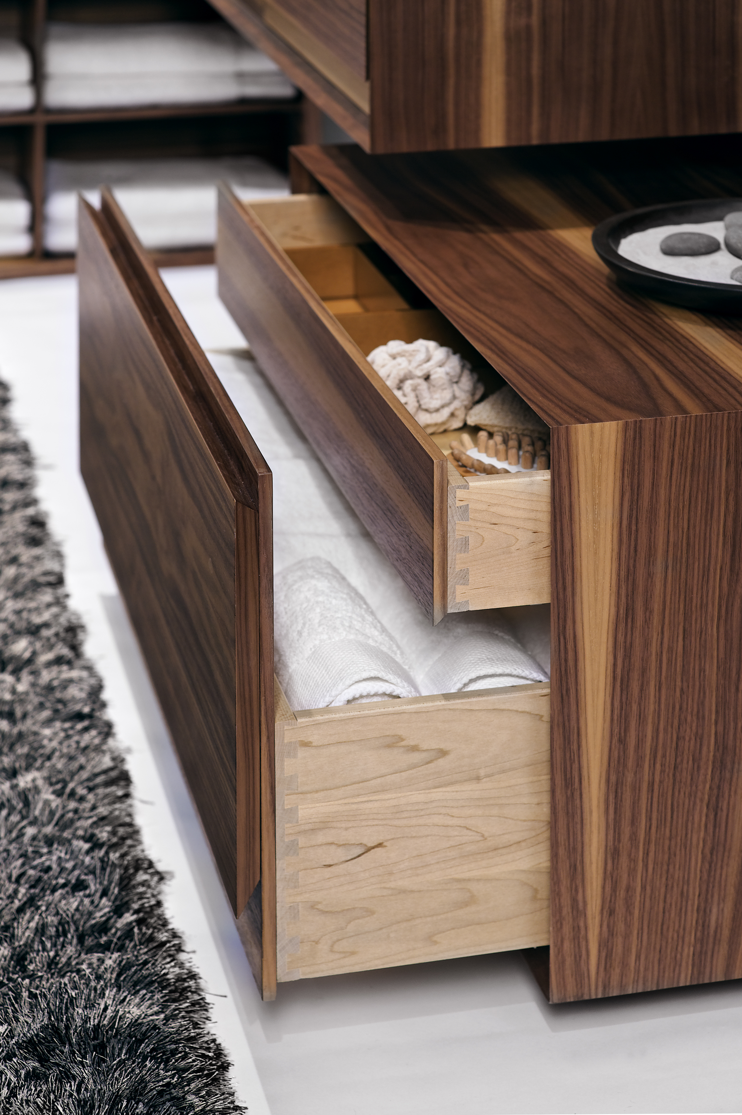 Freestanding 5 Freestanding