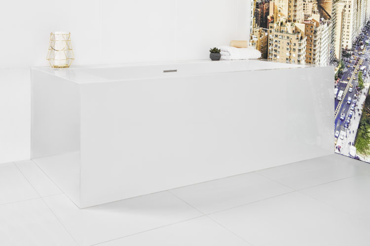 wall tub