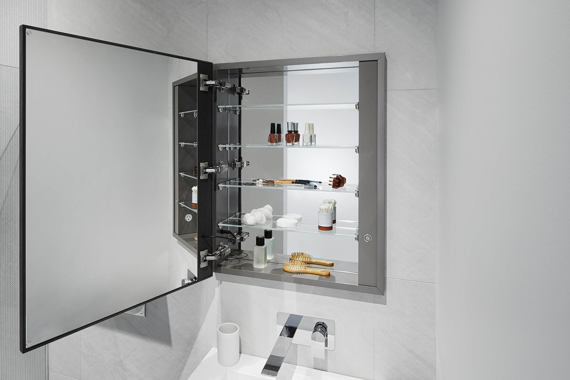 FRAME-LINEA_24in-Mirrored-Cabinet_Open